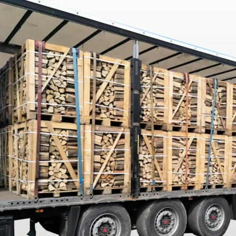 LKW-Ladung Buchen-Kaminholz – Kammergetrocknet – Scheitlänge 25 cm